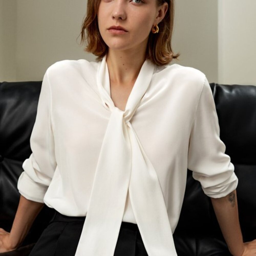 LilySilk white bowtie 100% Silk Crêpe de Chine blouse